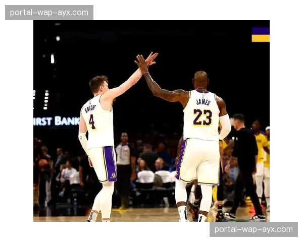 评论:湖人再次无缘季后赛,休赛期阵容重组势在必行 评论:湖人再次无缘季后赛,休赛期阵容重组势在必行